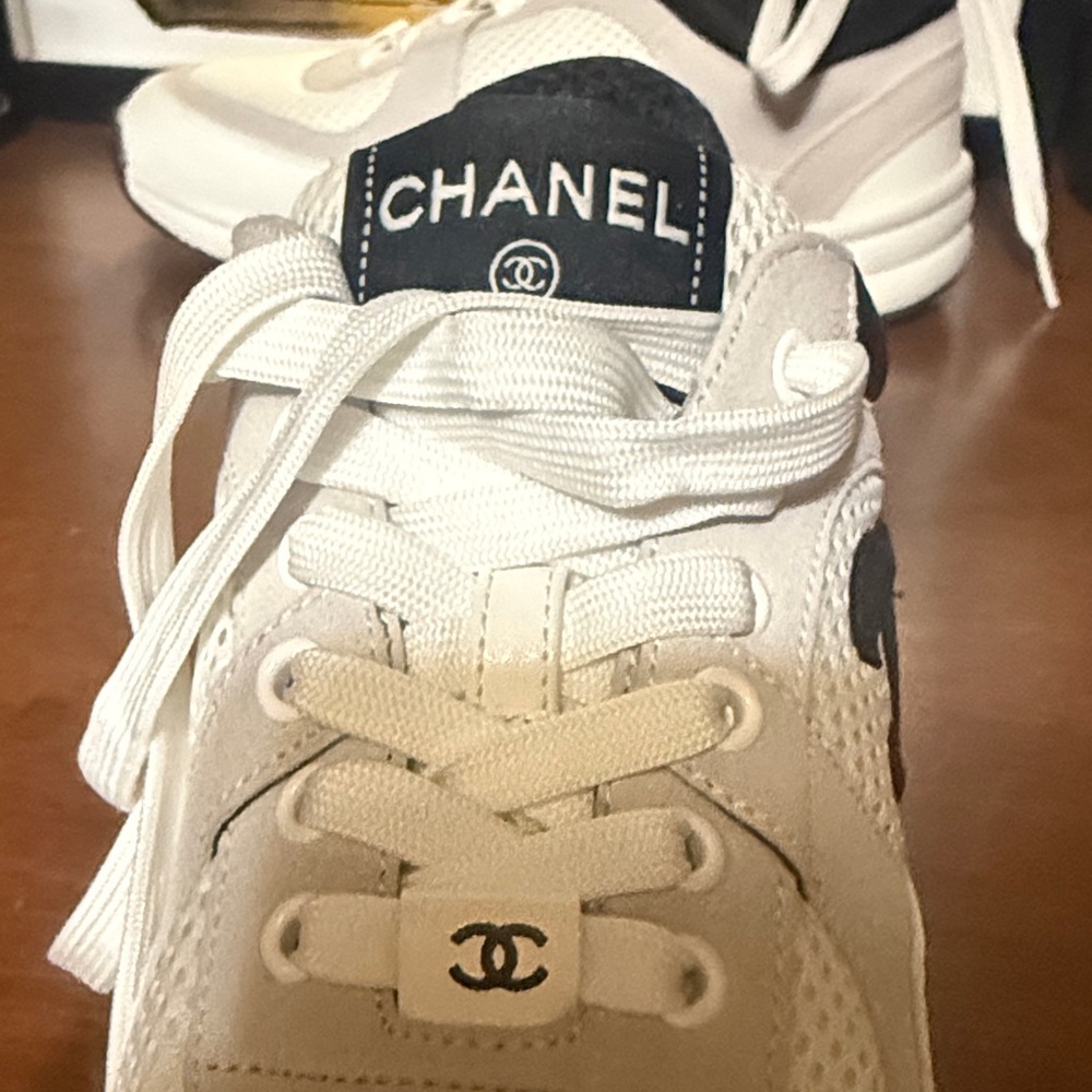 Chanel white and Black Tennis - Picture 8 of 8